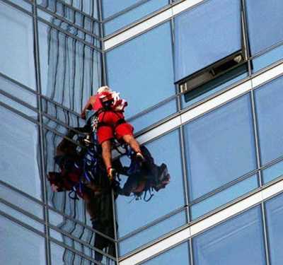 Ден Гудвін "людина-павук"
