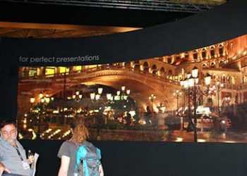 10-метровий світлодіодний екран Barco