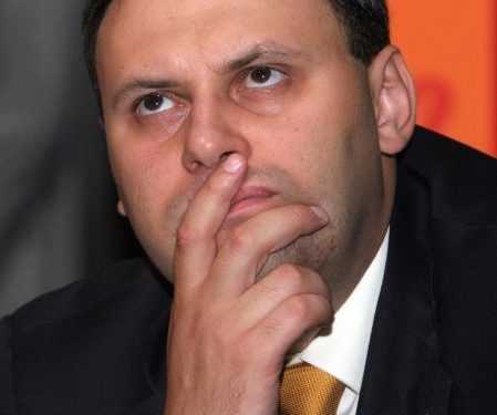 На Україні школярам замість підручників доведеться купувати ноутбуки