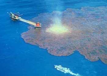 Розлив нафти біля берегів Норвегії