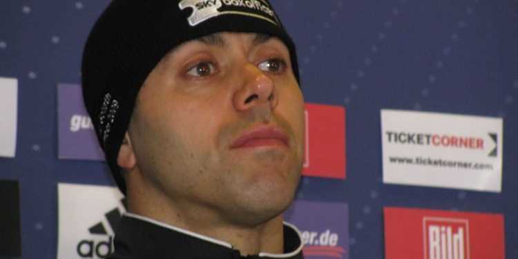 Німеччина, Москва, ОАЕ, ПАР США та ін - Претенденти на бій Кличко-Хей