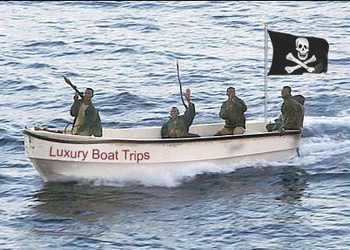 Серед моряків захопленого піратами танкера - двоє українців