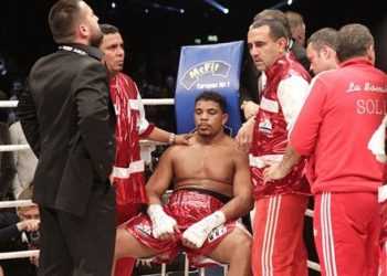 Леннокс Люіс: «Соліс просто взяв гроші і втік»