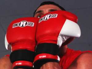 Девід Хей збирається залучити Леннокса Льюїса до бою з Кличко