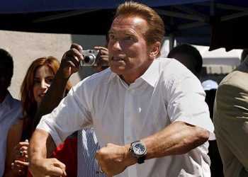 Шварценеггеру запропонували втечу з власної в'язниці