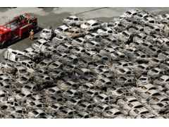 У Японії почали створювати автоцвинтарі