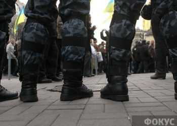 Троє жителів Броварів зламали хребет бійцеві «Беркута»