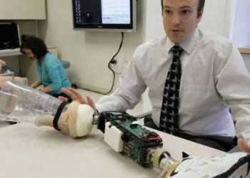 У США розробили штучну ногу, яка керується мозком