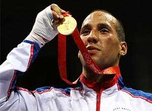 Британець Джеймс Дігейл: «Володимир Кличко нокаутує Девіда Хея»