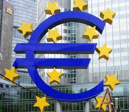 Курс євро піднявся до річного максимуму