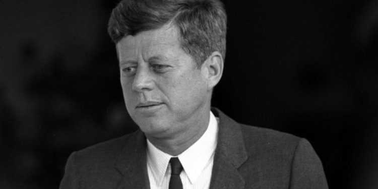 ЗМІ: президента Кеннеді могли вбити через інопланетян