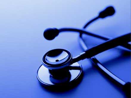 Лікар звинувачується в згвалтуванні школярки під наркозом