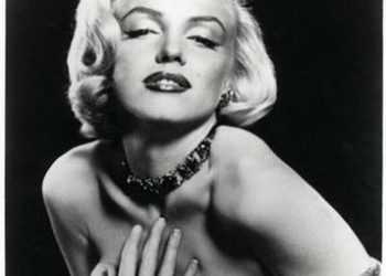 $ 52 460 за лист юної Монро