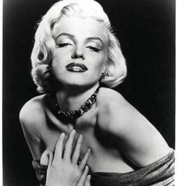 $ 52 460 за лист юної Монро