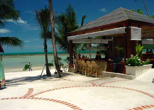 МЗС рекомендує утриматися від польотів у Таіланд