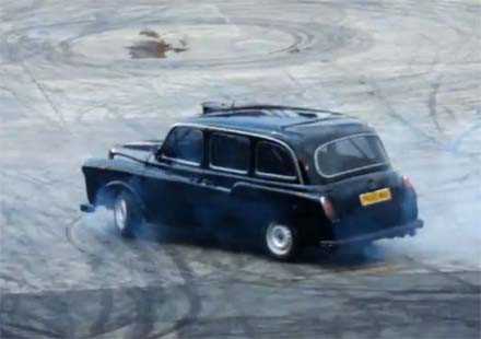 Лондонське таксі на базі Evo 9