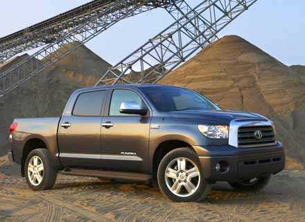 Toyota відкликає 51 000 пікапів Tundra