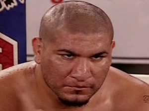 Кріс Арреола зупинив Негі Агілеру