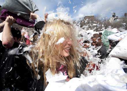У Нью-Йорку пройшов Кубок світу з боїв подушками
