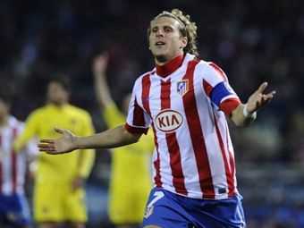 Марадона покличе Дієго Форлана в арабський клуб