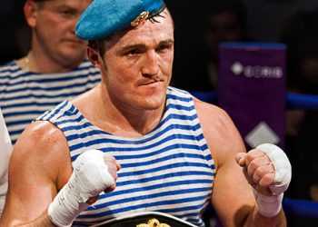 За Роя Джонса будуть хворіти 1-2 чудика?