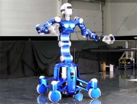 Створено робота здатного ловити м'ячі