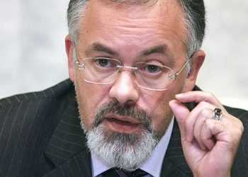 Табачник обіцяє збільшити кількість російськомовних шкіл