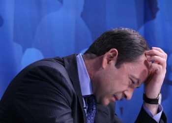 Литвин не знає, кому доручити питання про відставку Тігіпка