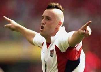 Австралійського футболіста вилучили з поля через зачіску