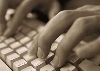 Поліція знайшла трьох хакерів з Anonymous