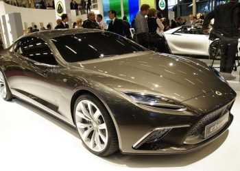 Lotus розробить лінійку власних двигунів