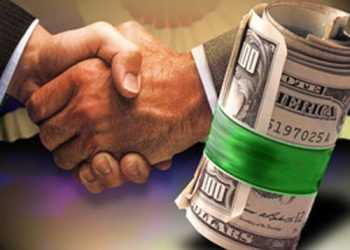 Держава купує бензин у Коломойського по 16 грн/л