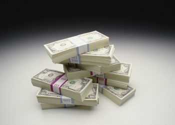 Українці живуть в кредит