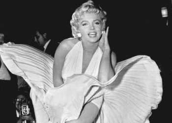 Відбудеться аукціон на якому буде продано близько 500 костюмів зірок Голлівуду