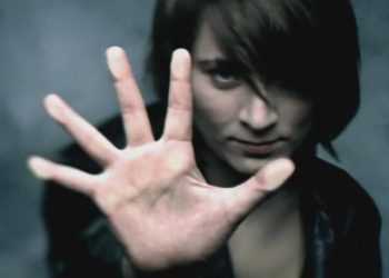 Співачка Земфіра втекла з власного концерту