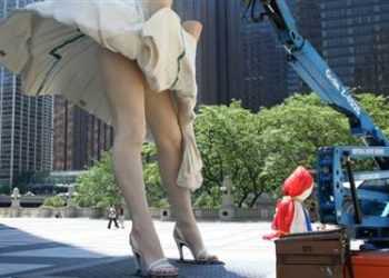 Величезні ноги в Чикаго
