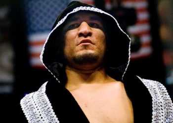 Кріс Арреола: Я виглядав так само погано, як Девід Хей