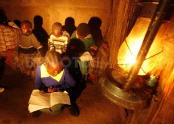 Кенія хворіє через гасові лампи