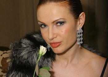 Правда про силіконові губи Евеліни Блендас