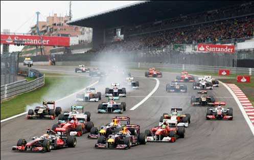 Боротьба в чемпіонаті загострюється.