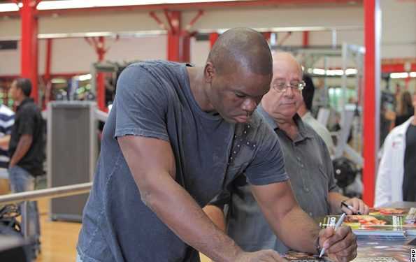 Майкл Грант хоче «вальнуть» Арреолу і вийти на Володимира Кличка