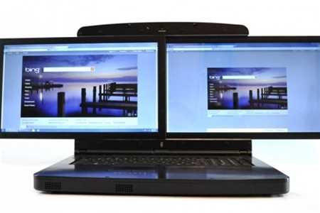 Почалося оформлення замовлень на перший ноутбук з двома екранами