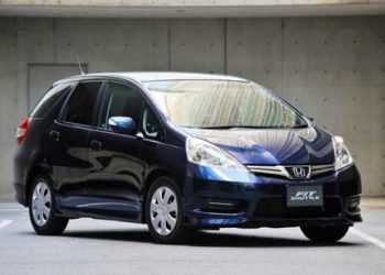 Honda починає продажі Fit Shuttle