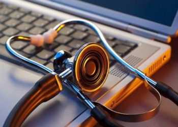 Лікарі допомагатимуть хворим через Інтернет