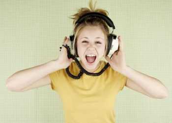 Музика погіршує роботу мозку, - вчені