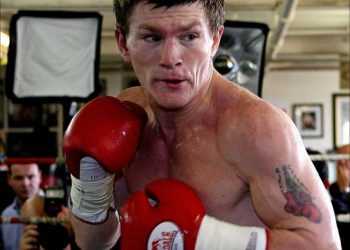 Девід Хей все ще може перемогти братів Кличків