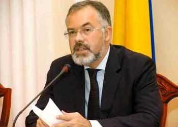 Табачник пішов назустріч студентам-контрактникам