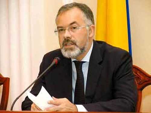 Табачник пішов назустріч студентам-контрактникам