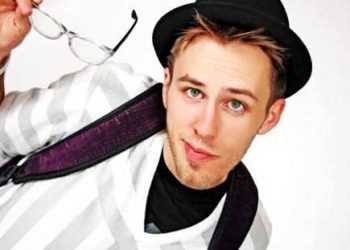 Моя любимая звезда – Дэвид Мур