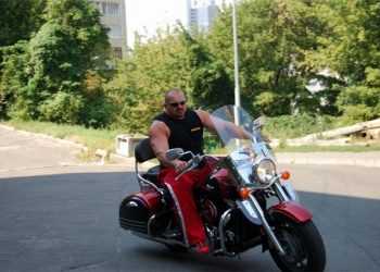 Через нахабних водіїв Вірастюк об'їде на мотоциклі всю Україну